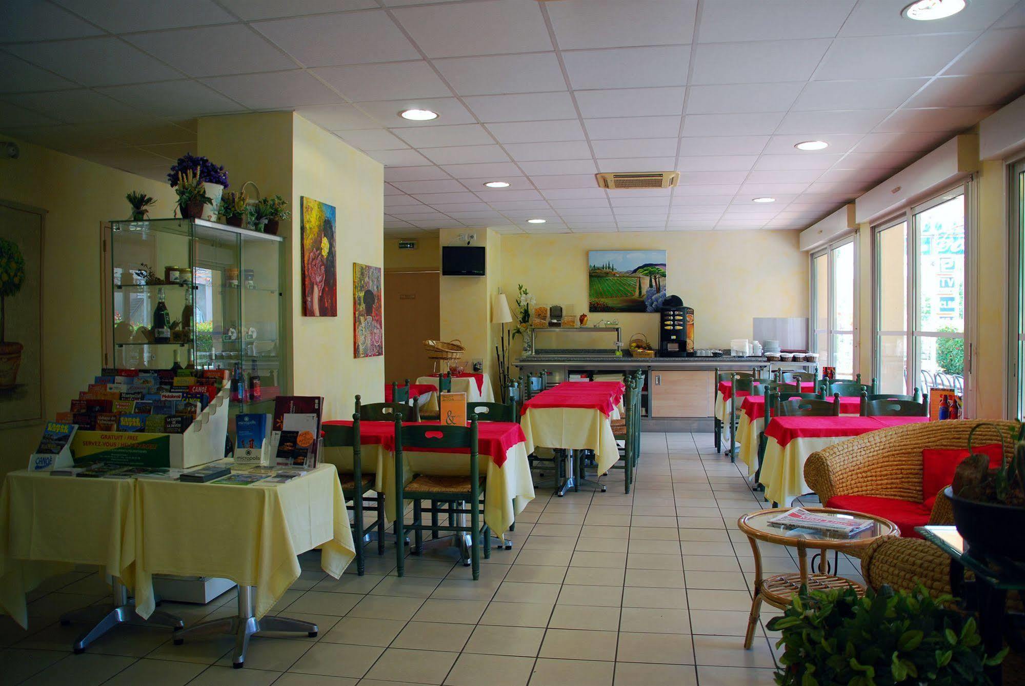 Hotel De L'Orb Bédarieux Zewnętrze zdjęcie